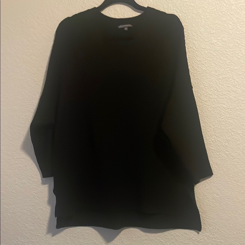 Adrianna Papell Black Crew Neck Sweater with Relaxed Fit